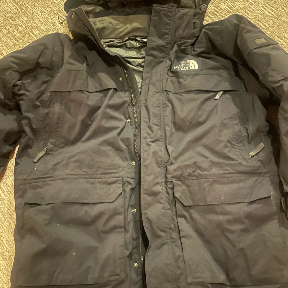 The North Face Men's Black Snowboarding/Ski Jacket